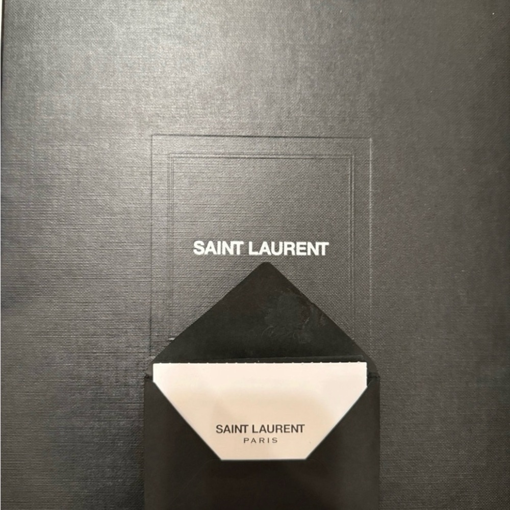 NEW, AUTHENTIC YVES SAINT LAURENT YSL Round Purse, Chain And Leather Strap - Picture 8 of 15